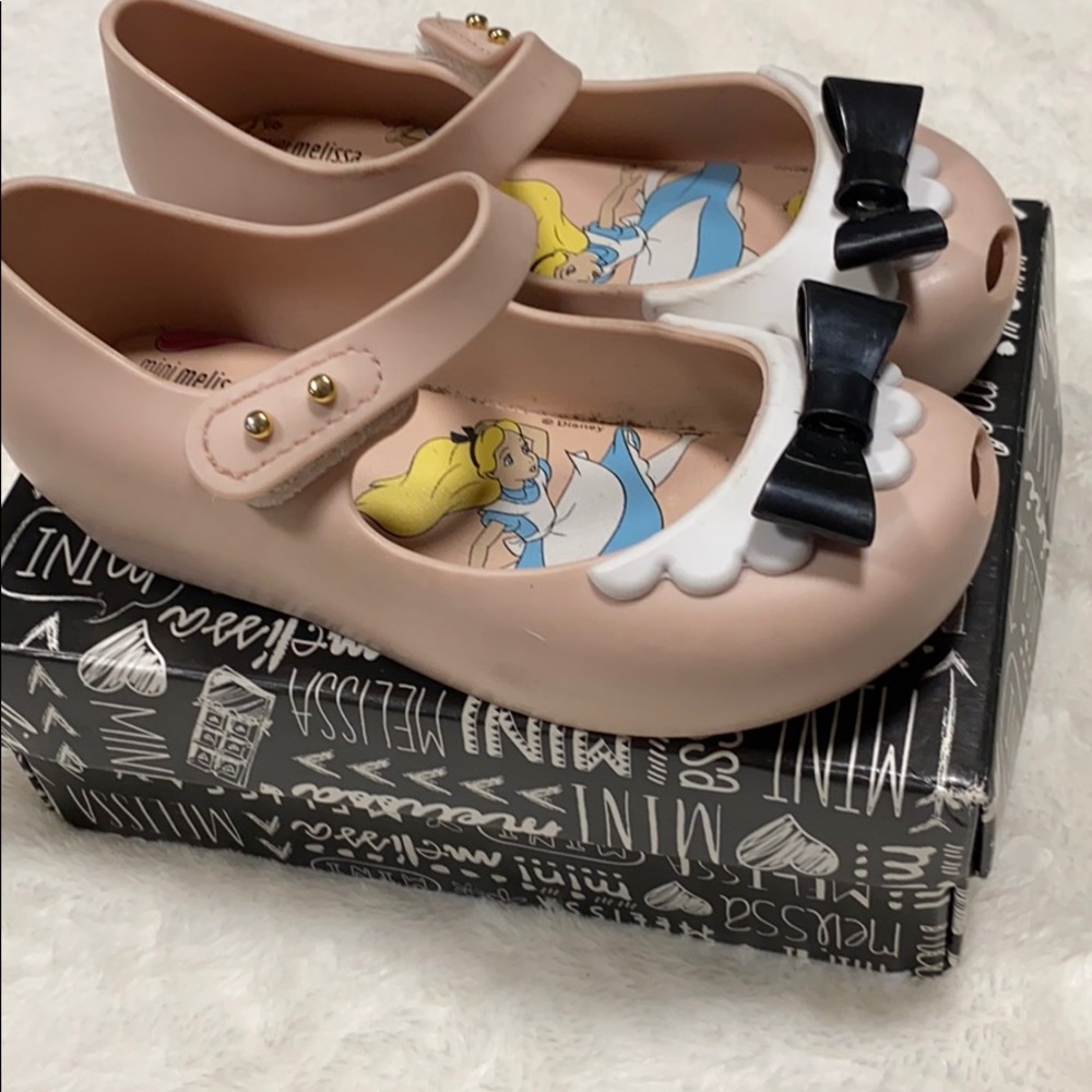 Mini melissa Alice in wonderland size 10